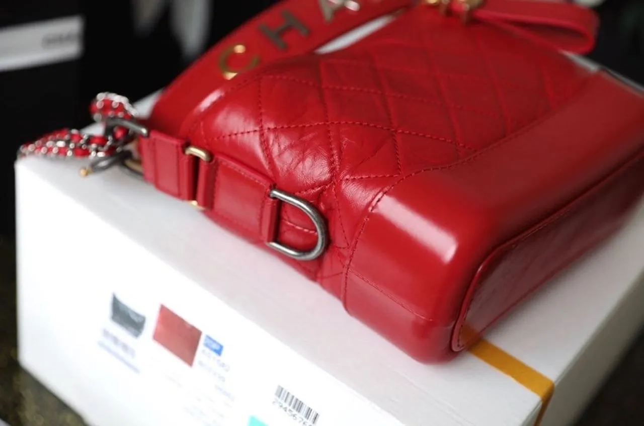 CHLGabrielle Small Hobo Bag Red For Women 7.8in/20cm A91810