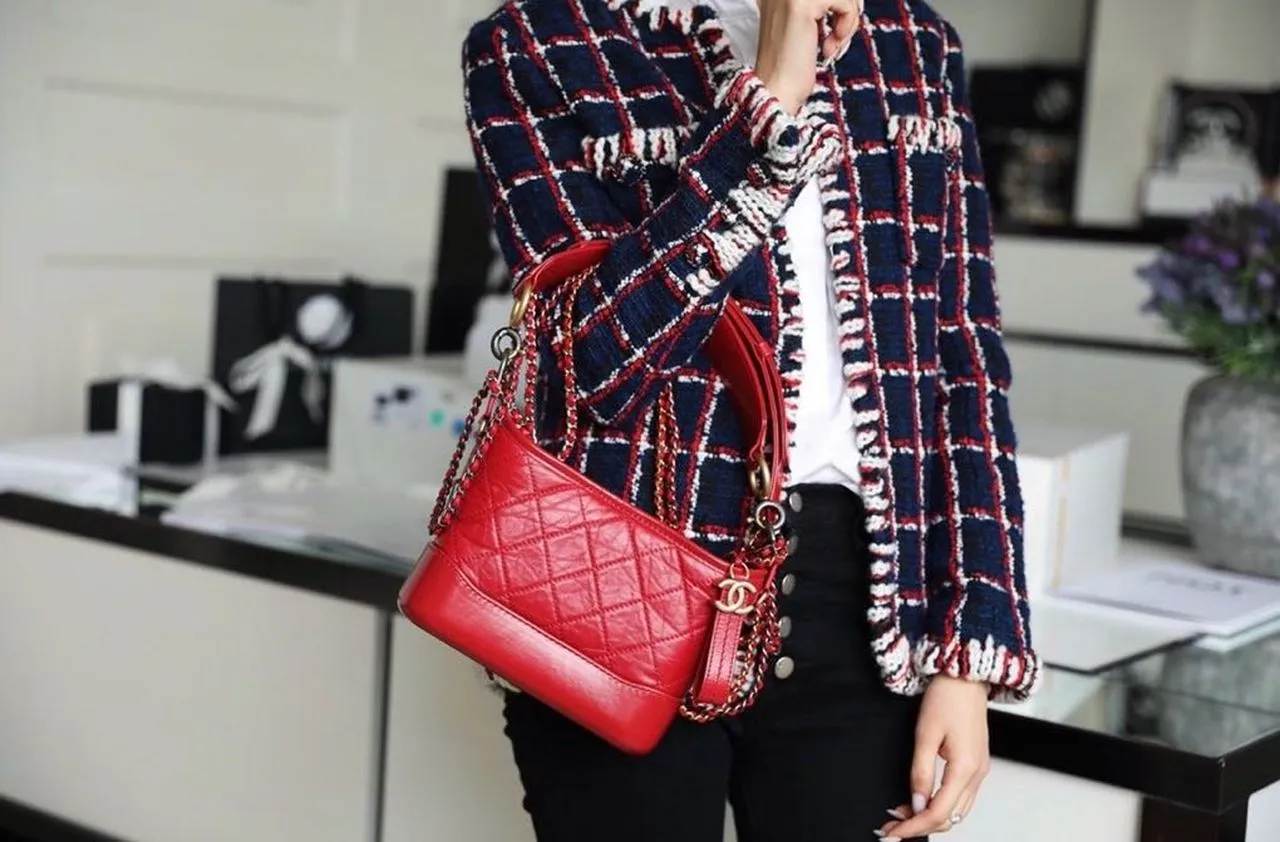 CHLGabrielle Small Hobo Bag Red For Women 7.8in/20cm A91810