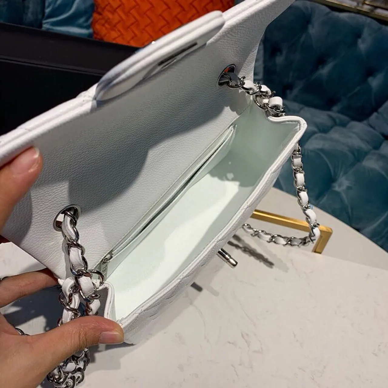 CHLSmall Classic Handbag Silver Hardware White For Women, Women&#8217;s Bags, Shoulder And Crossbody Bags 7.8in/20cm A01113