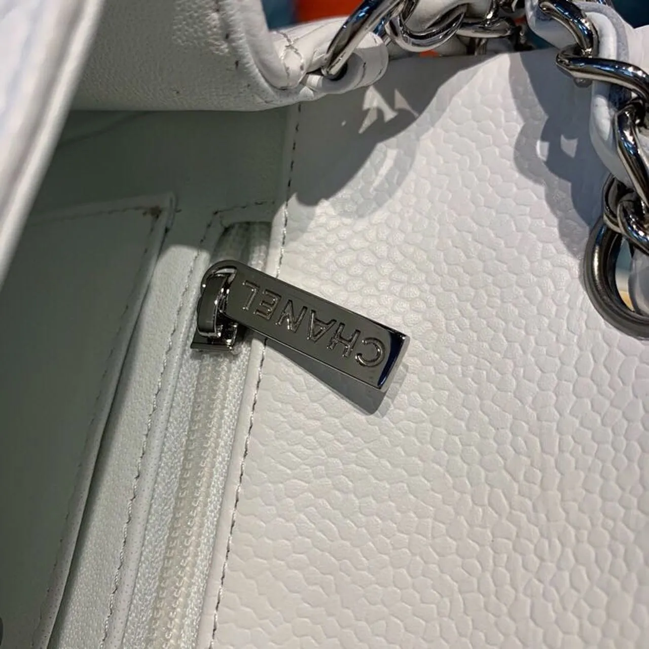 CHLSmall Classic Handbag Silver Hardware White For Women, Women&#8217;s Bags, Shoulder And Crossbody Bags 7.8in/20cm A01113