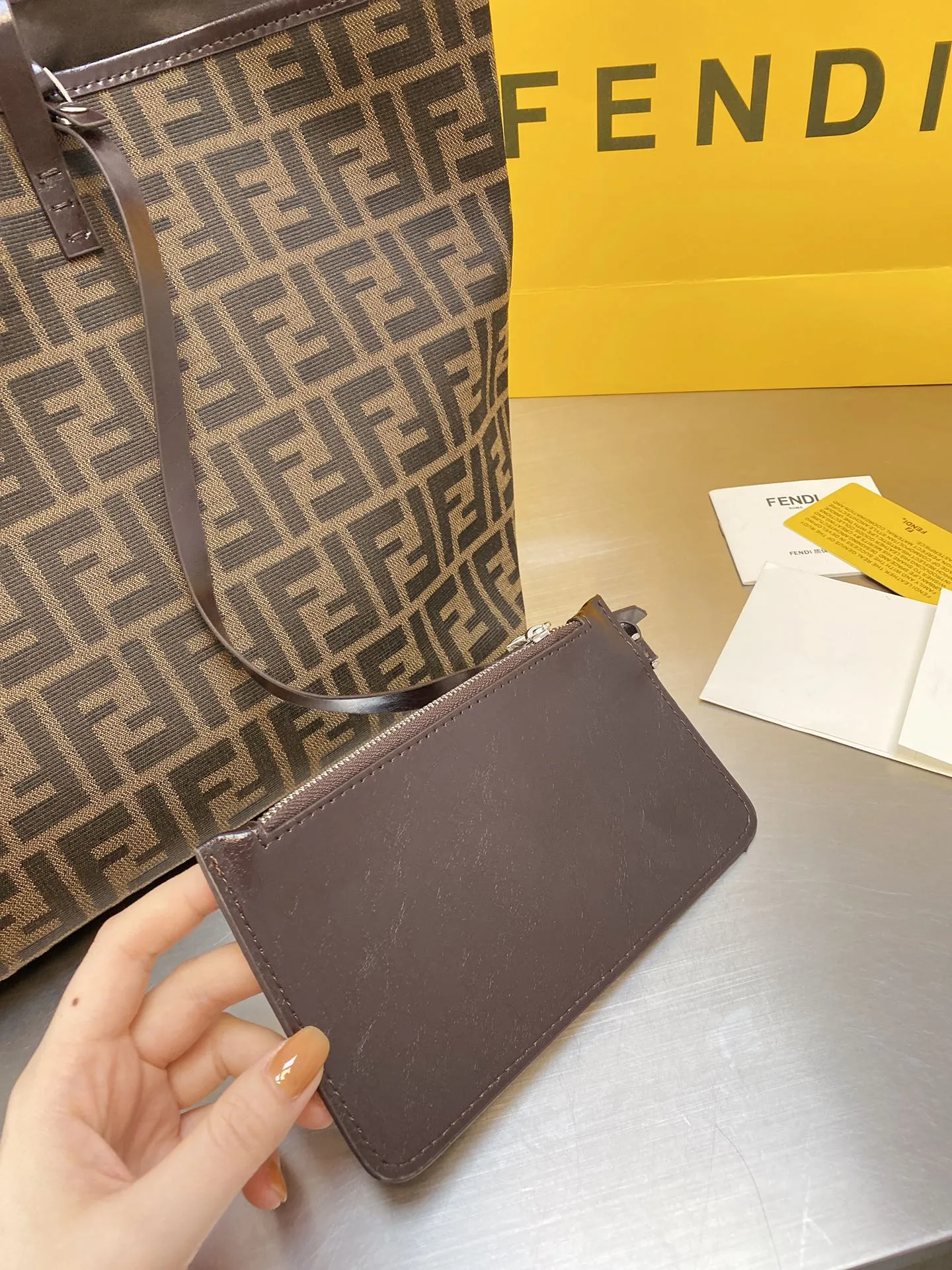 EN   Designer bags by Fendi 124