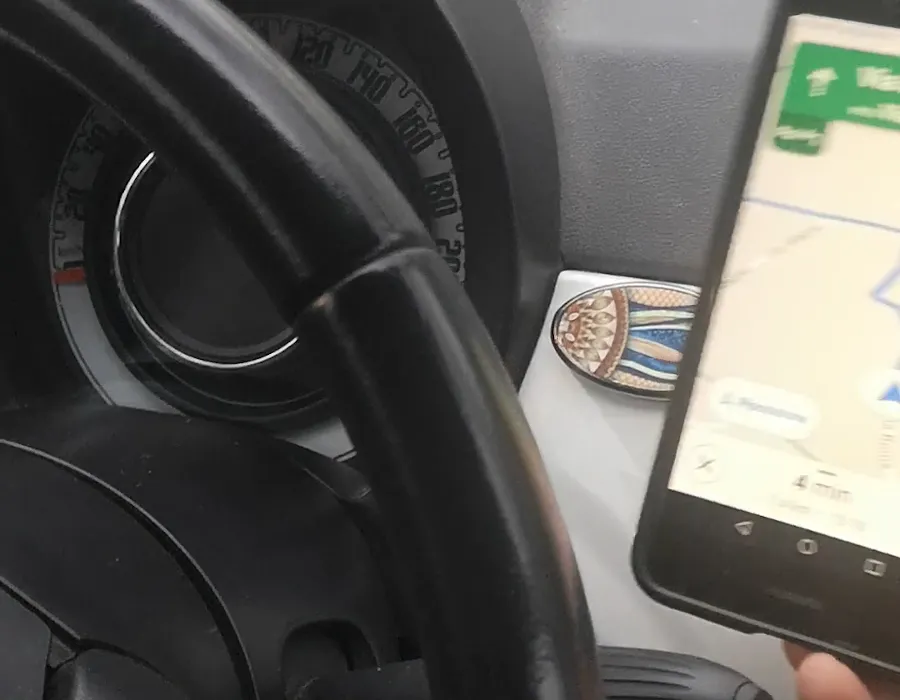 Love you | Magnetic Phone & Key holder | For your bag, your car, your kitchen and more