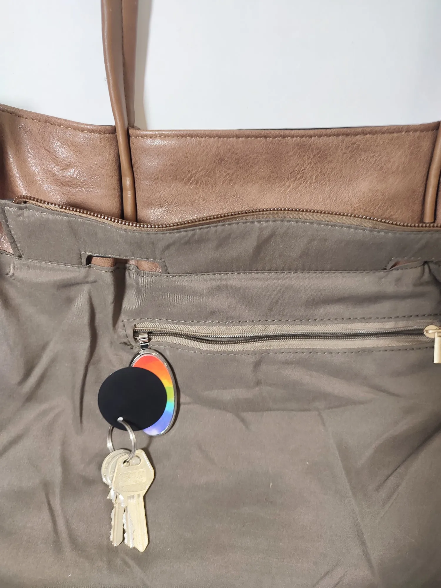 Rainbow Fusion | Magnetic Phone & Key holder | For your bag, your car, your kitchen and more