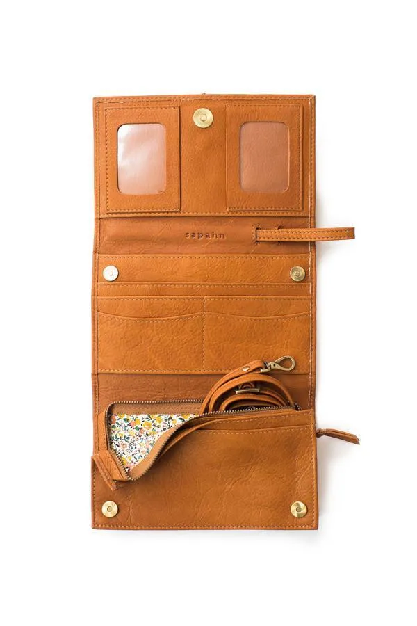 Sapahn Bag: Stanley Leather Crossbody Wristlet Wallet