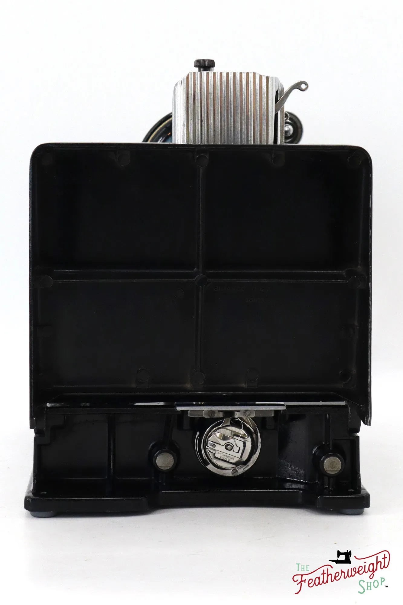 Singer Featherweight 221 Sewing Machine, AK990*** - 1952