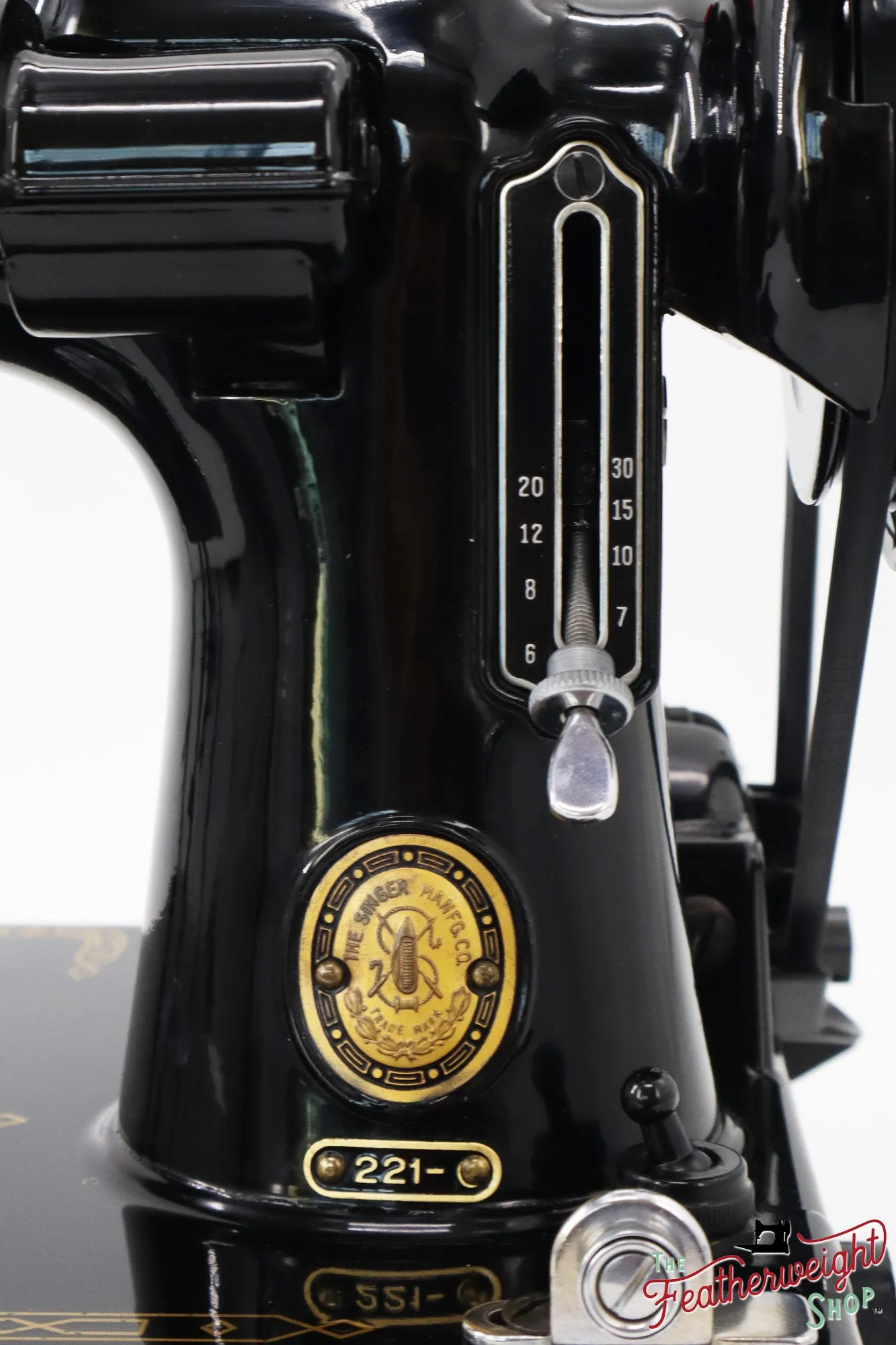 Singer Featherweight 221 Sewing Machine, AM380*** - 1956