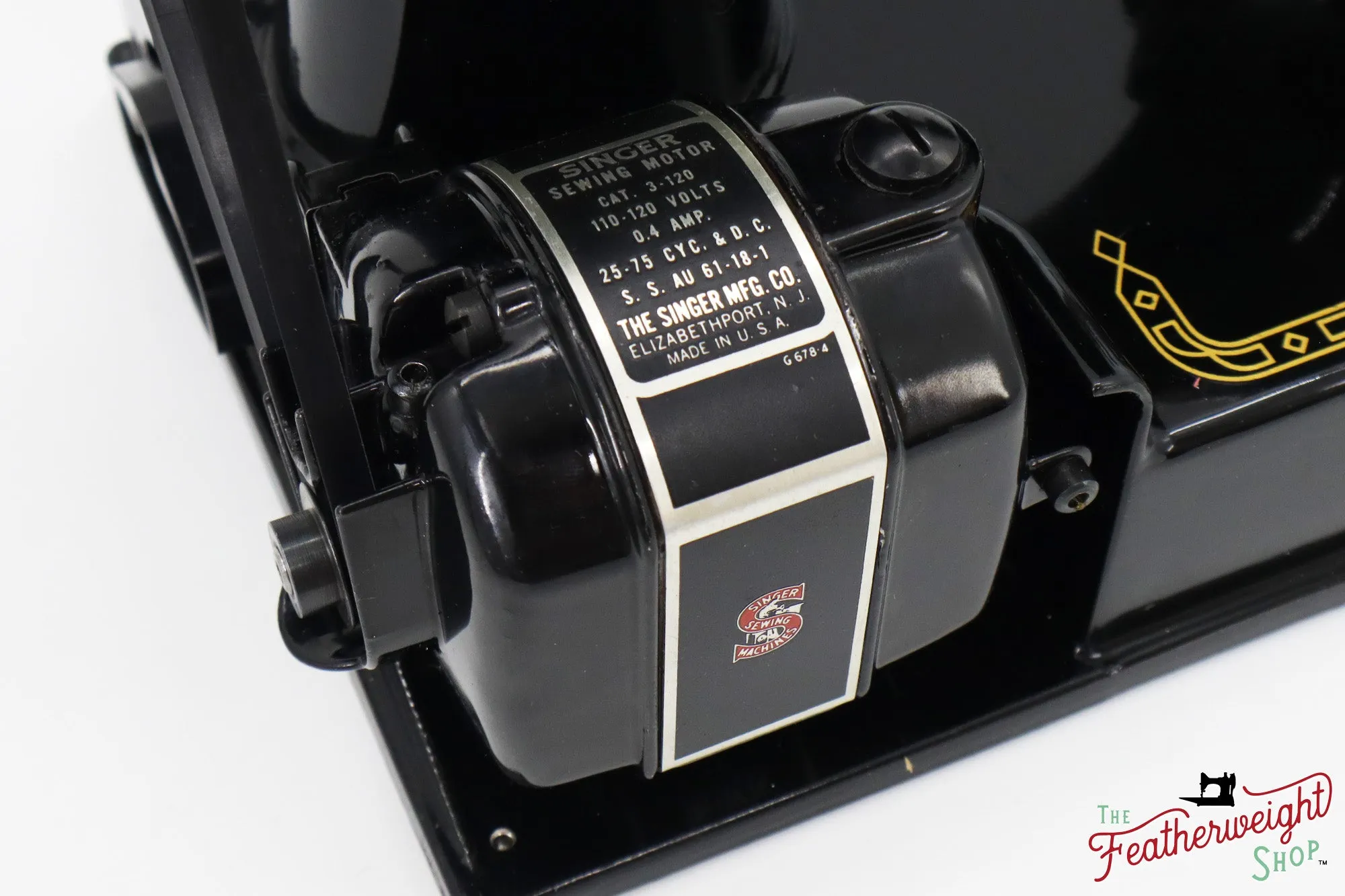 Singer Featherweight 221 Sewing Machine, AM380*** - 1956