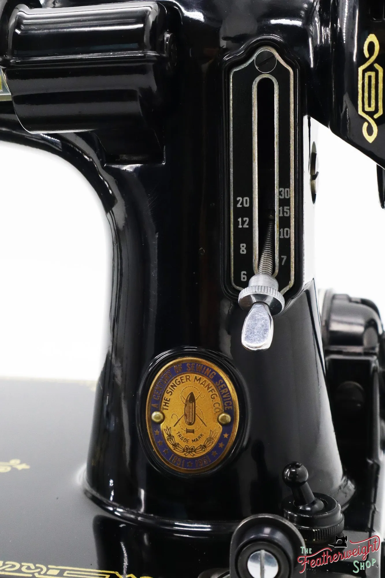 Singer Featherweight 221 Sewing Machine, Centennial: AK401***