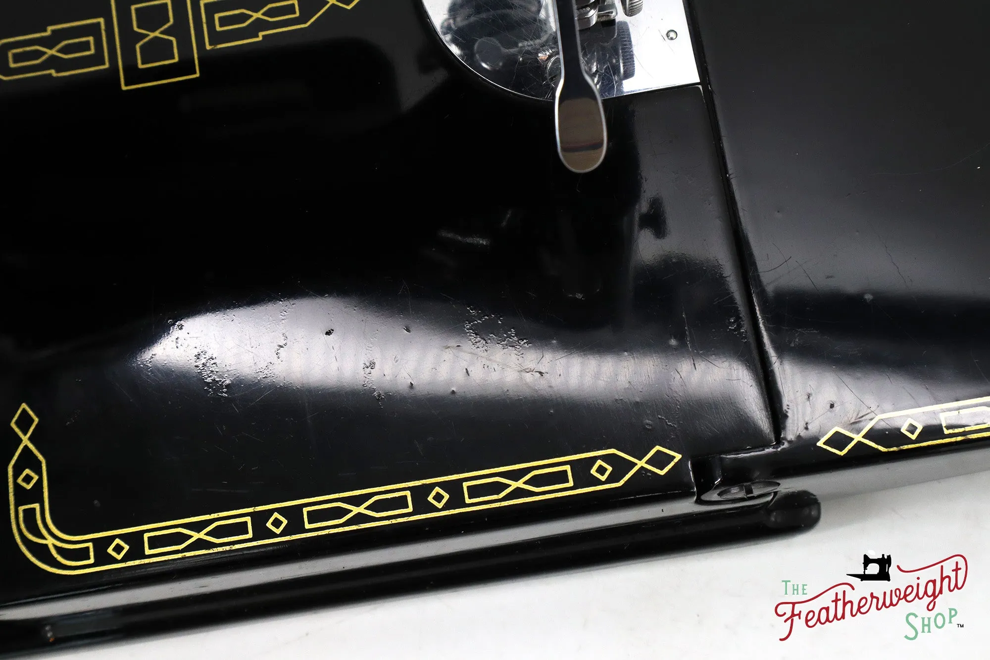 Singer Featherweight 221K Sewing Machine, 1953 - EJ2169**