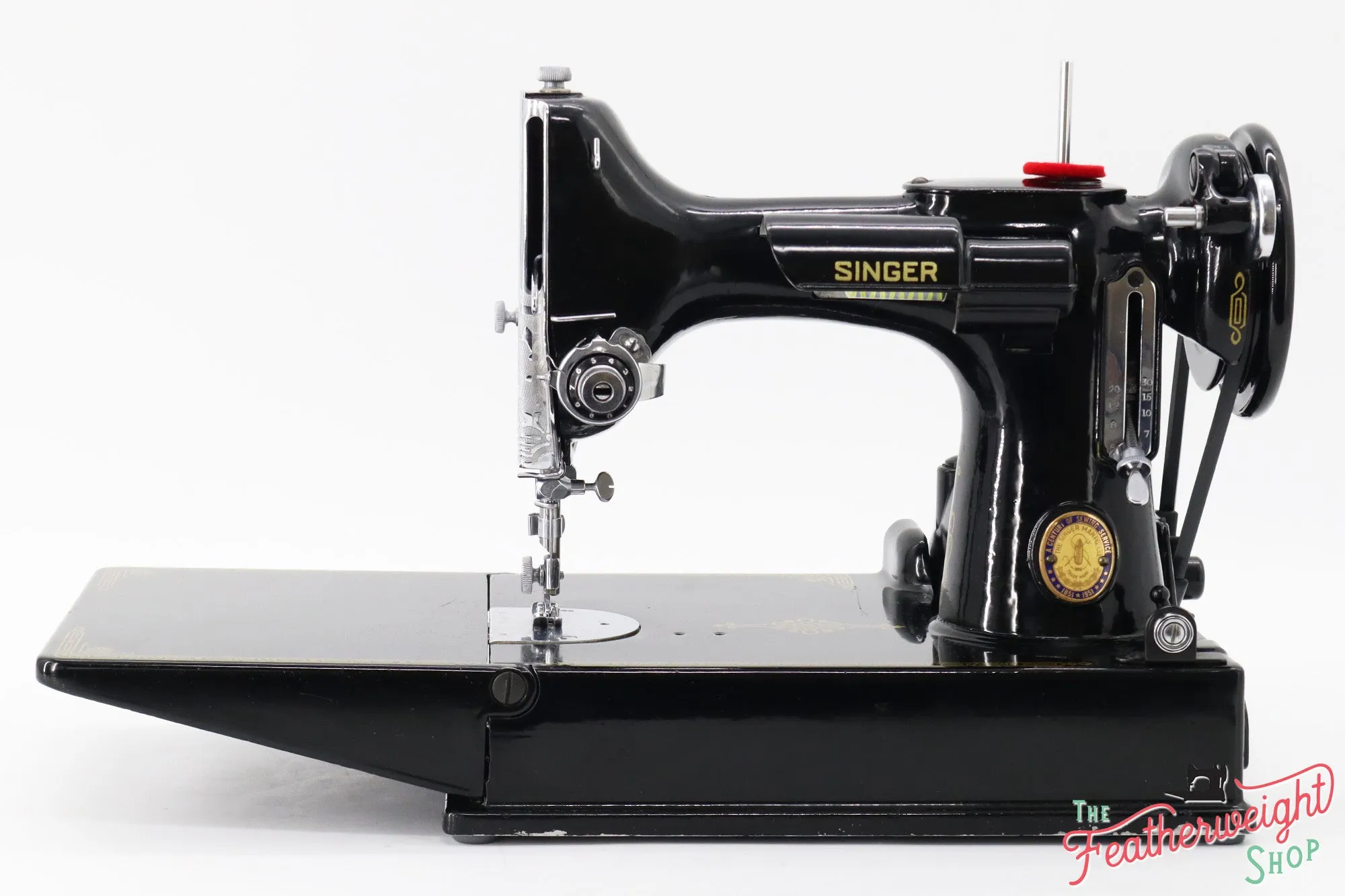 Singer Featherweight 221K Sewing Machine, Centennial - EF280***