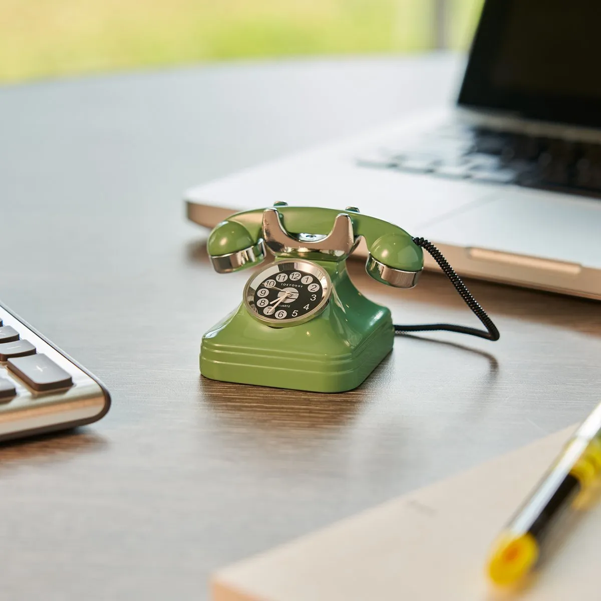 Telephone Clock | Black