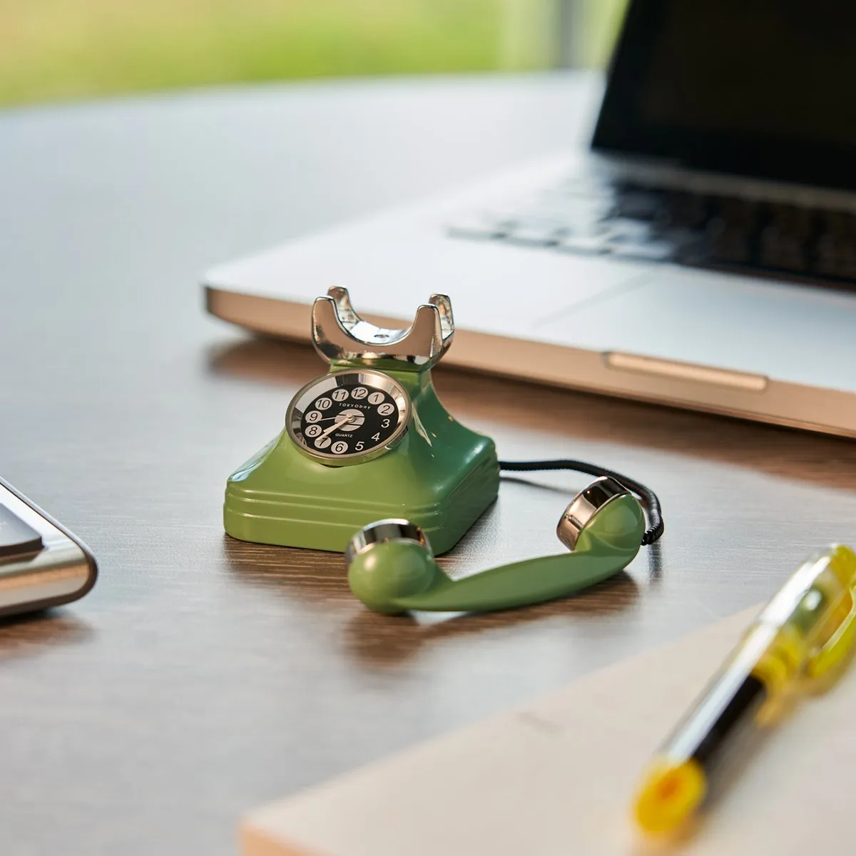 Telephone Clock | Black