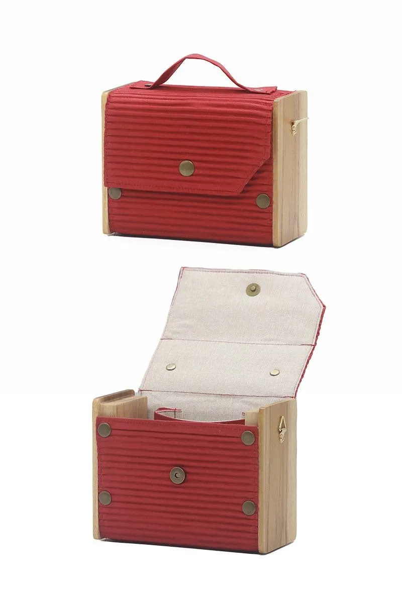 Vintage Blossom 4 in 1 Box Clucth