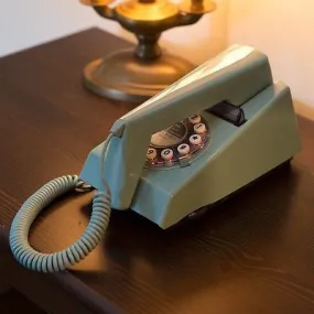 Wild & Wolf Trim Phone
